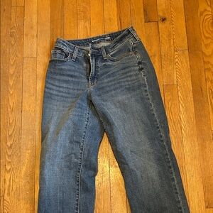 Old Navy Women's Straight Leg Jeans in Dark Blue